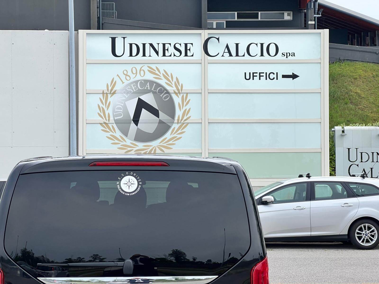 5 Vantaggi di un NCC a Udine